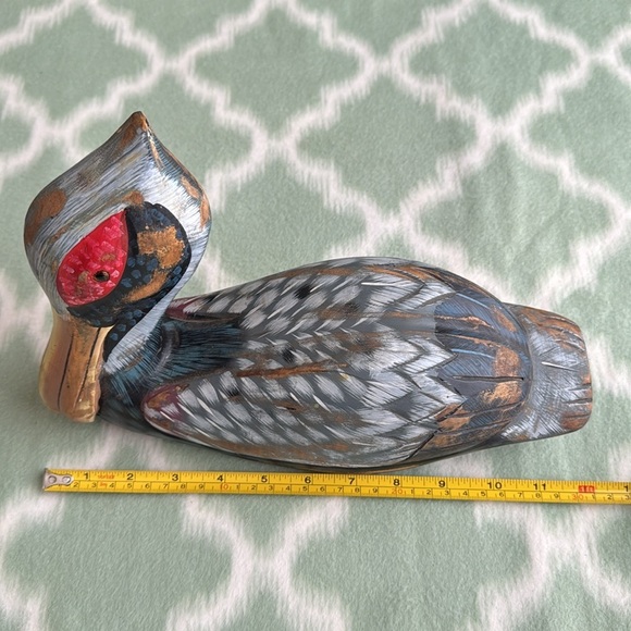 Handcrafted wooden Pelican figurine - Picture 6 of 7